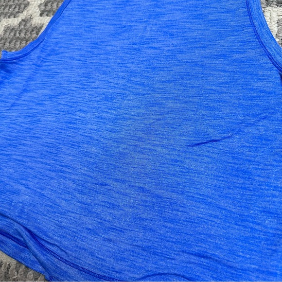 Lululemon Cardio Squad Tank II in Heathered Cerulean Blue size 6 - Picture 4 of 7